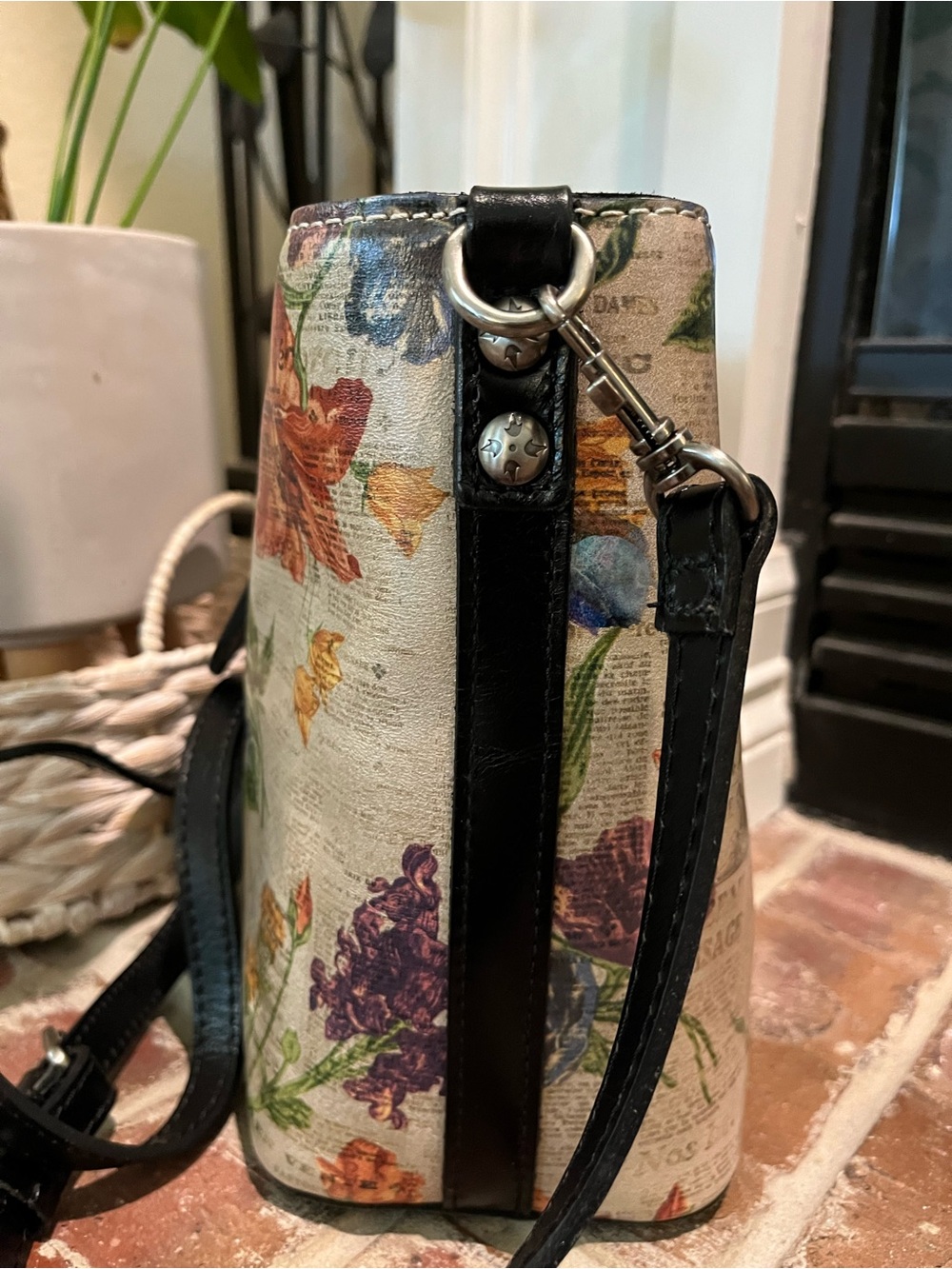 Patricia Nash Bucket Bag - Picture 2 of 7